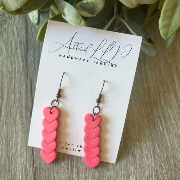 Handmade Earrings Heart Dangles - Picture 2 of 2